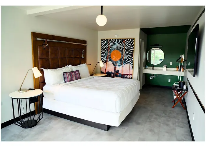 King Room Mobility accessible